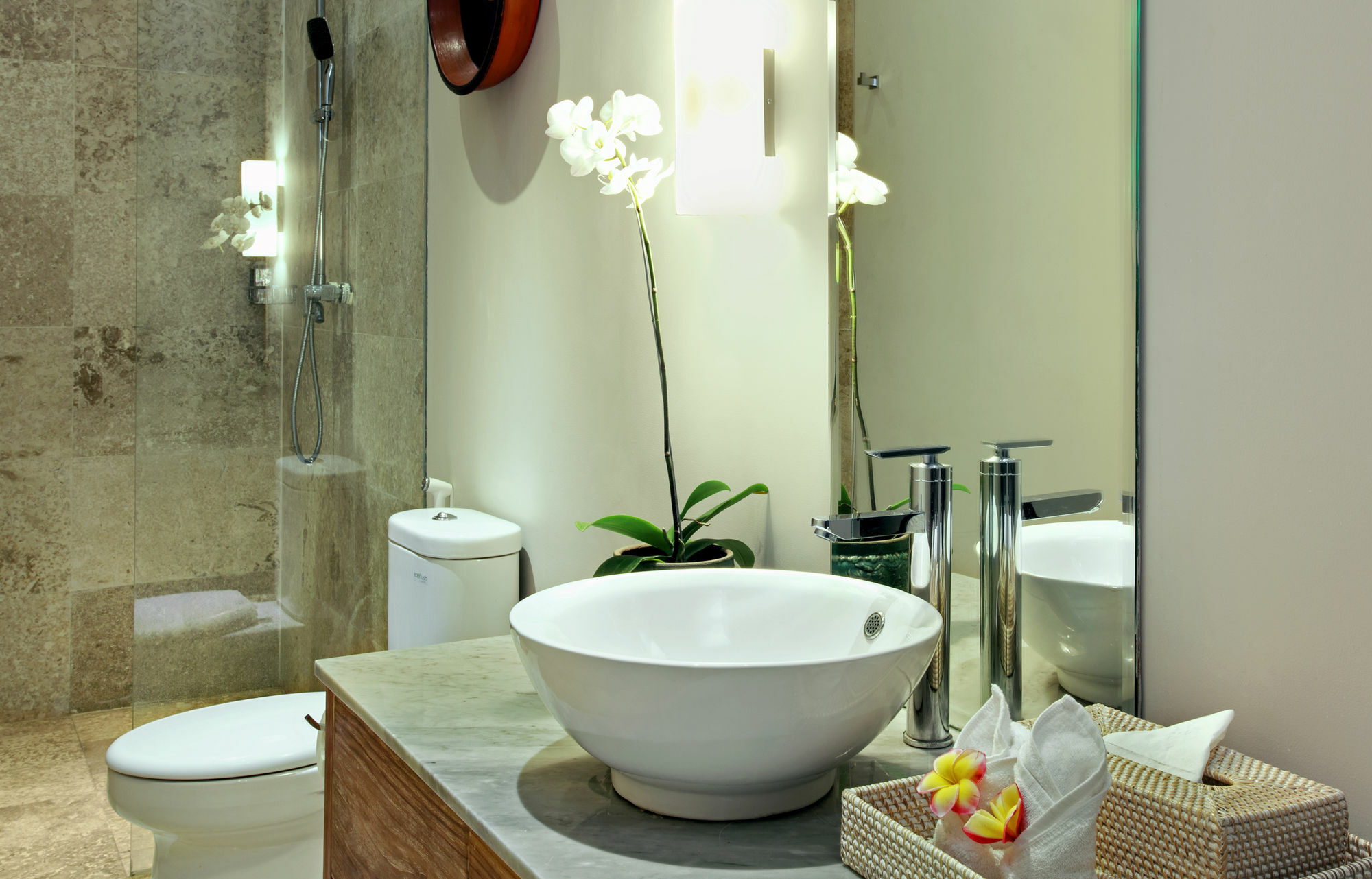 Room & Vespa 4 Семиньяк Экстерьер фото