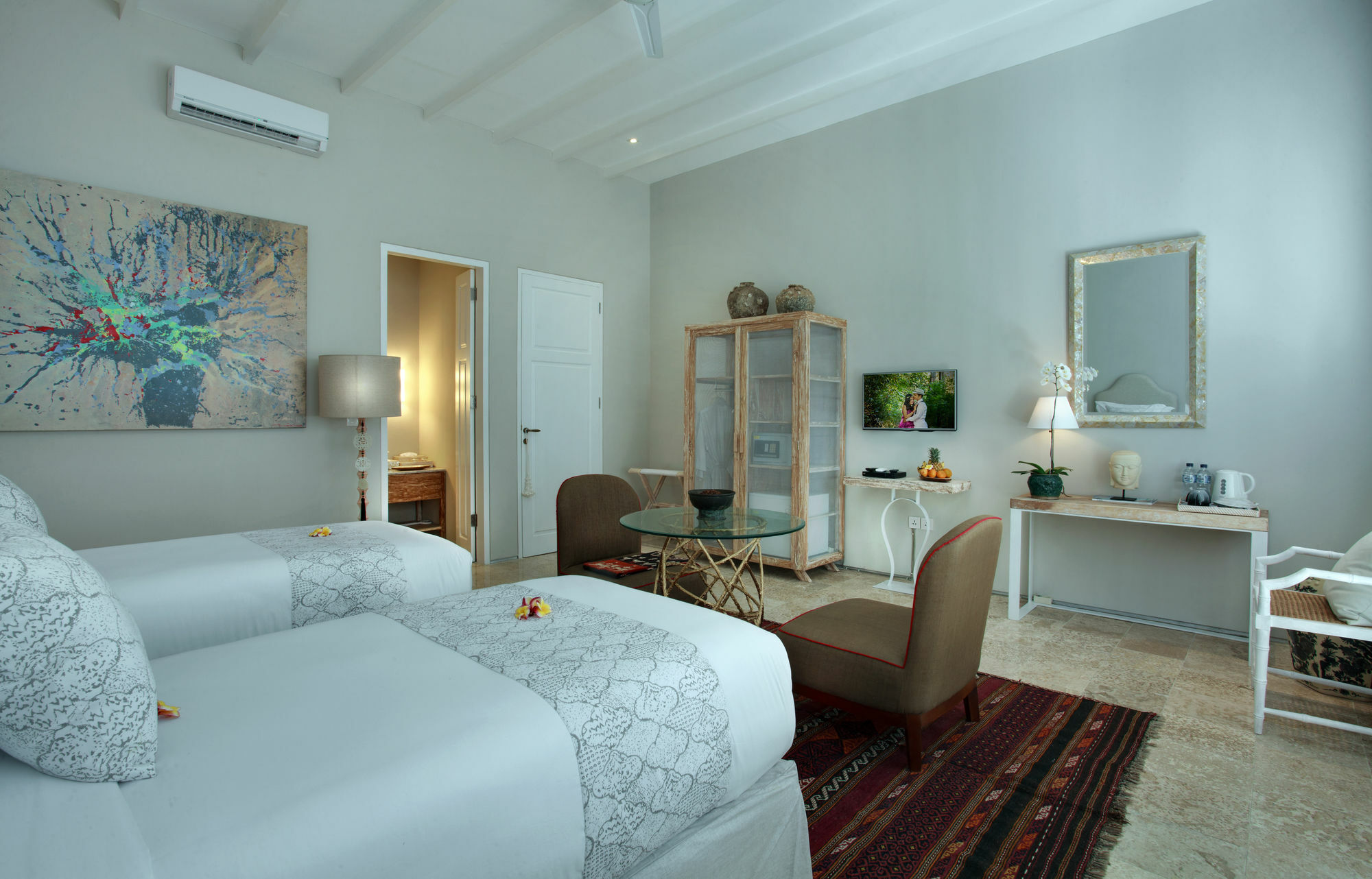 Room & Vespa 4 Семиньяк Экстерьер фото